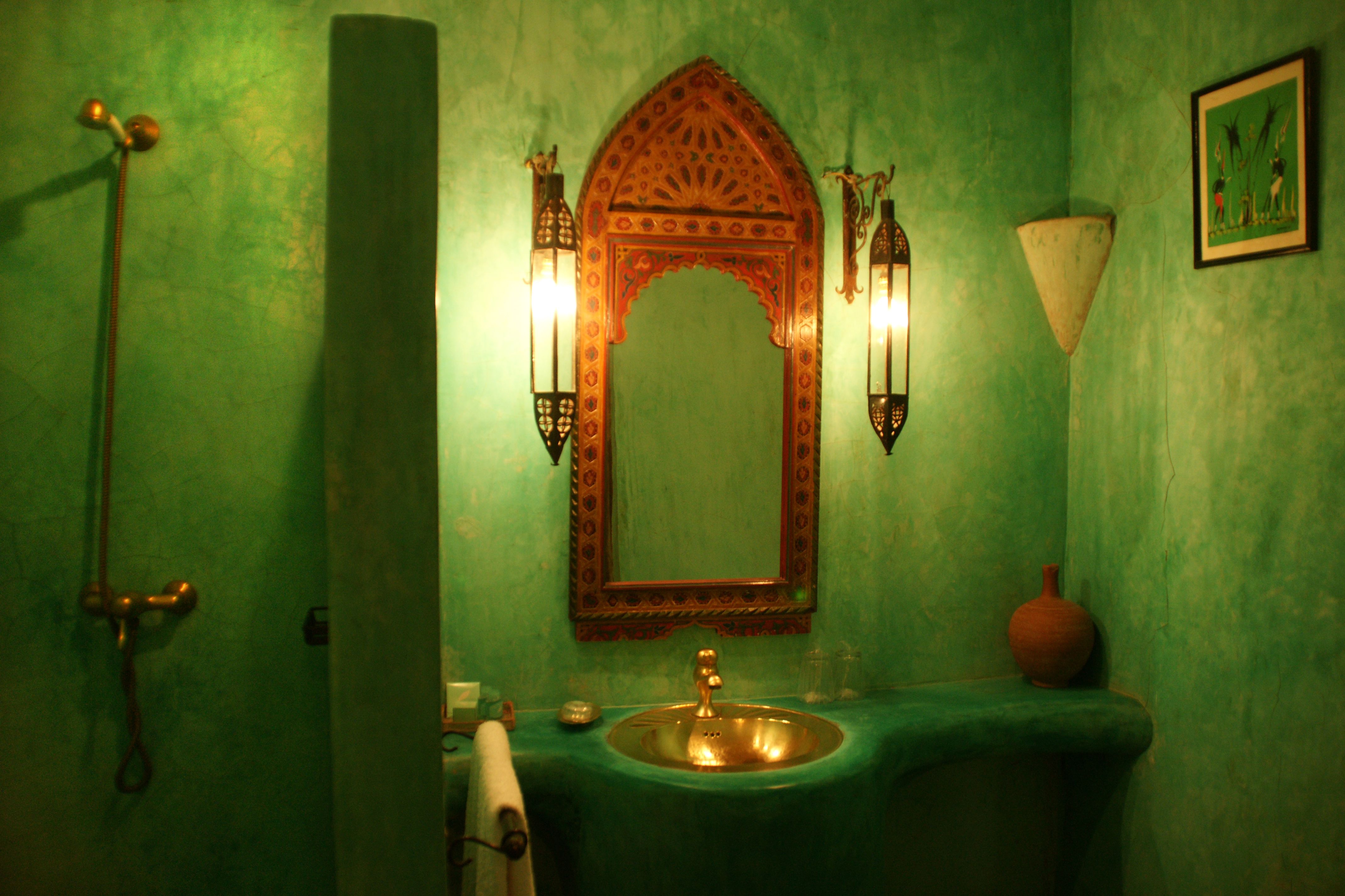 Salle de Bain pour Riad à Marrakech : le Guide de l'Équipement Sanitaire Premium en 2026